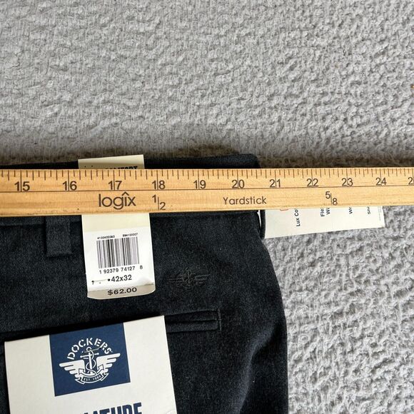 Dockers Signature Khaki Lux Classic Fit Pants Mens 42x32 Flex Comfort Waistband - Picture 13 of 16